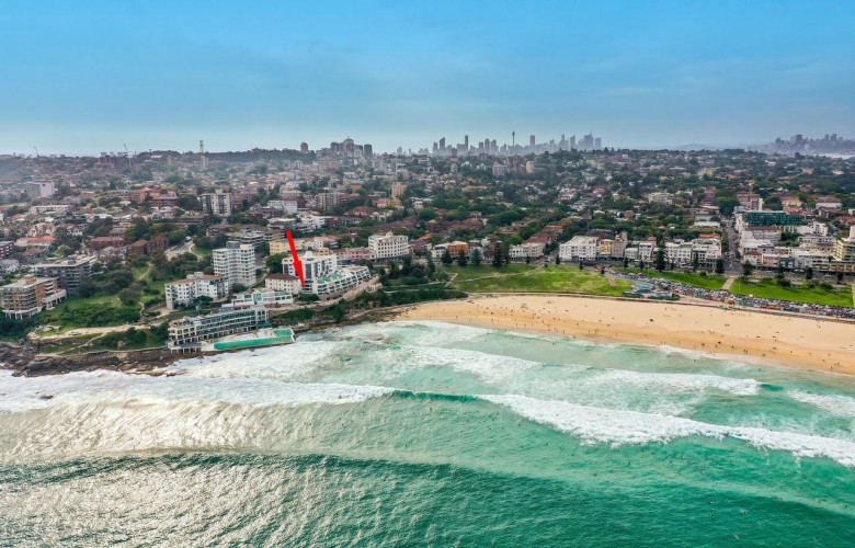 ‘House-like’ apartment overlooking Bondi Beach for sale - The Agency ...